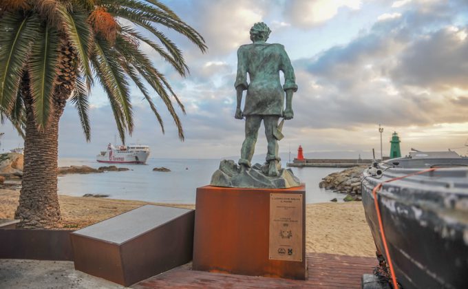 Preview ofL'uomo che salva il mare - Giampaolo Talani