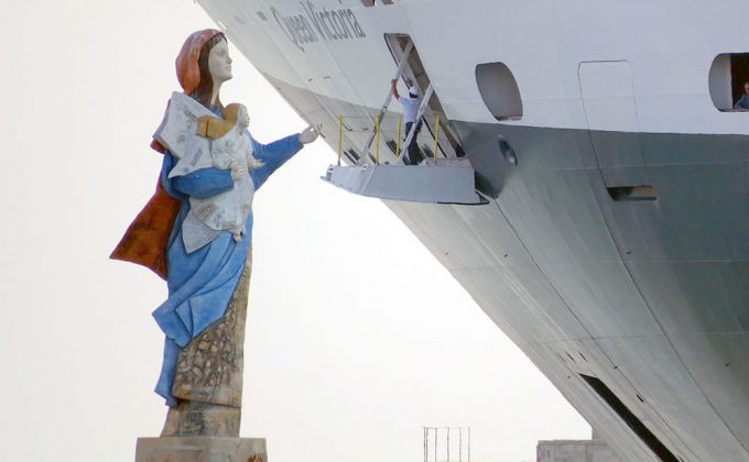 Preview ofHoly Mother Livorno - Photo © Giacomo Spagnoli