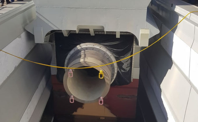 Preview ofsheerlegs_iitalia_to_position_new_spud_carrier_in_croatia_041